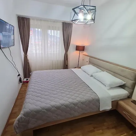 Apartment Astra *